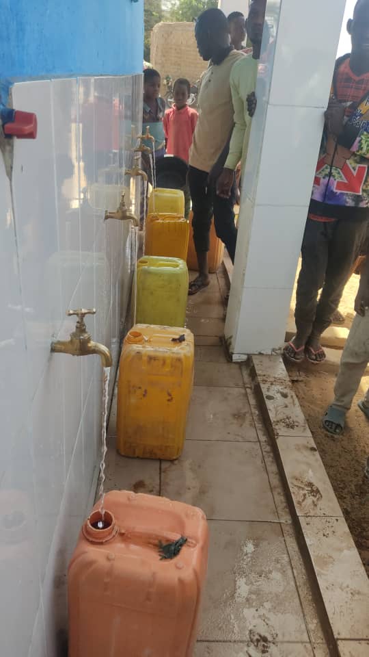 l'ONG #SADENNIGER a procédé avec leur partenaire de <a href="/DiyanetVakfi/">Türkiye Diyanet Vakfı</a> à la réception des forages dans la communes de #Kelle et et les villages de #Rirriya et #Kilakinna dans le département de #Gouré .