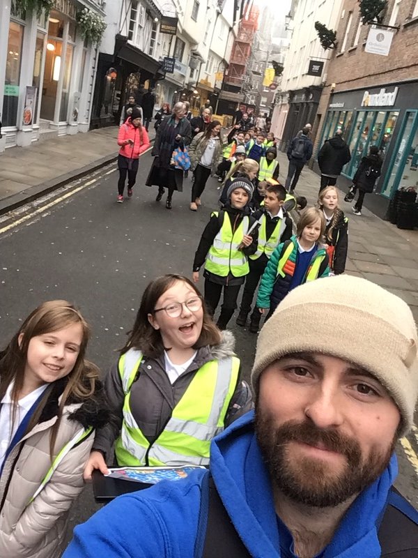 PudseyWaterloo's tweet image. Year 5 spent Monday in bustling York visiting the Jorvik Viking Centre and taking part in a workshop studying Viking battle tactics. Children examined artefacts of the period to develop their history skills, as well as enjoying the smells and sights of Jorvik!