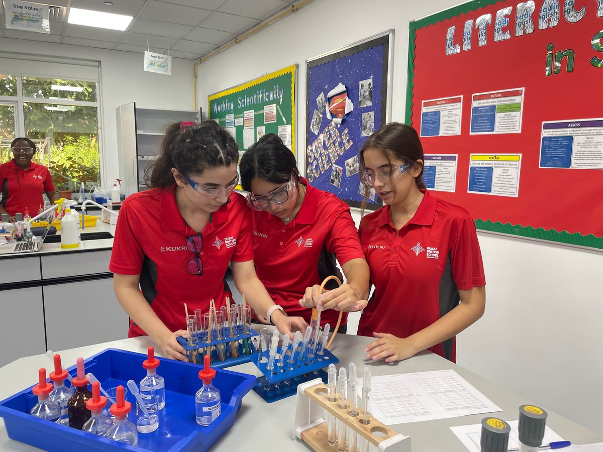 Our Year 11 students <a href="/DubaiBritishJP/">DBS Jumeirah Park</a> testing for -ive and +ive Ions in Chemistry. <a href="/Taaleem/">Taaleem</a> #proudlytaaleem #beginsAtDBSJP #Chemistry #GCSEScience