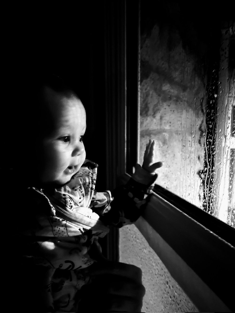 StringerBill_'s tweet image. Flo just loves the rain... Just as well really