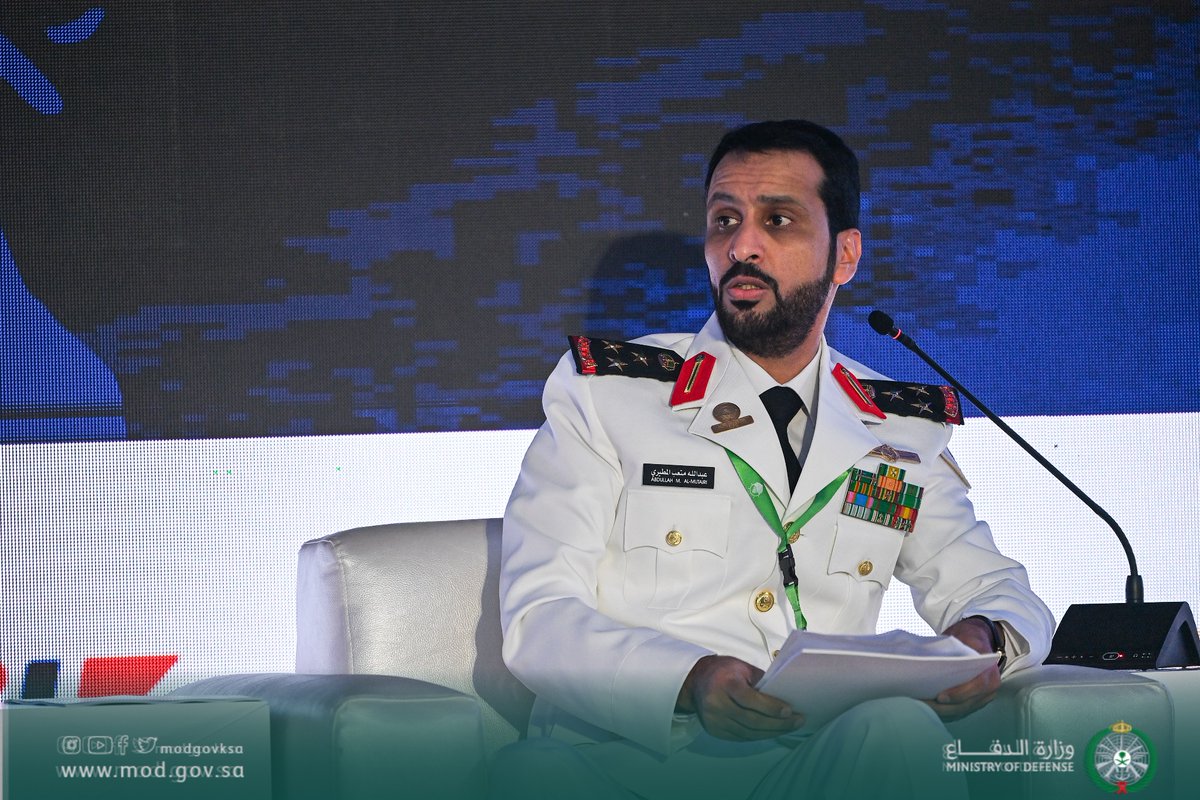 modgovksa's tweet photo. جانب من الجلسة الحوارية التي عُقدت تحت عنوان «التحالفات العسكرية ودورها في مواجهة تهديد الأنظمة غير المأهولة»، والتي شارك فيها عدد من قادة ورؤساء الجهات المعنية بالبيئة البحرية. https://t.co/eDcFsjCjtx