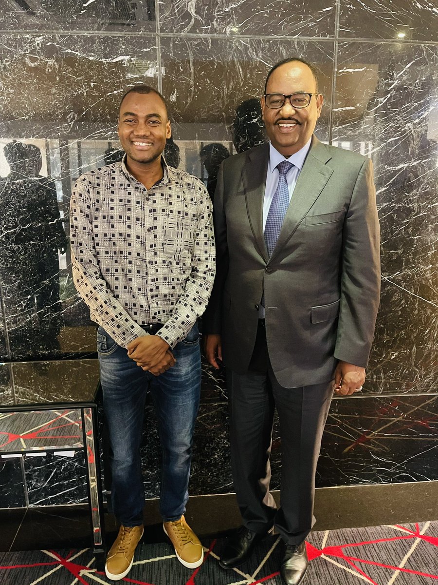 HassanMamow's tweet photo. I said goodbye Puntland President @HESaidADeni #Lusaka #zambia https://t.co/64ETeSZdlr