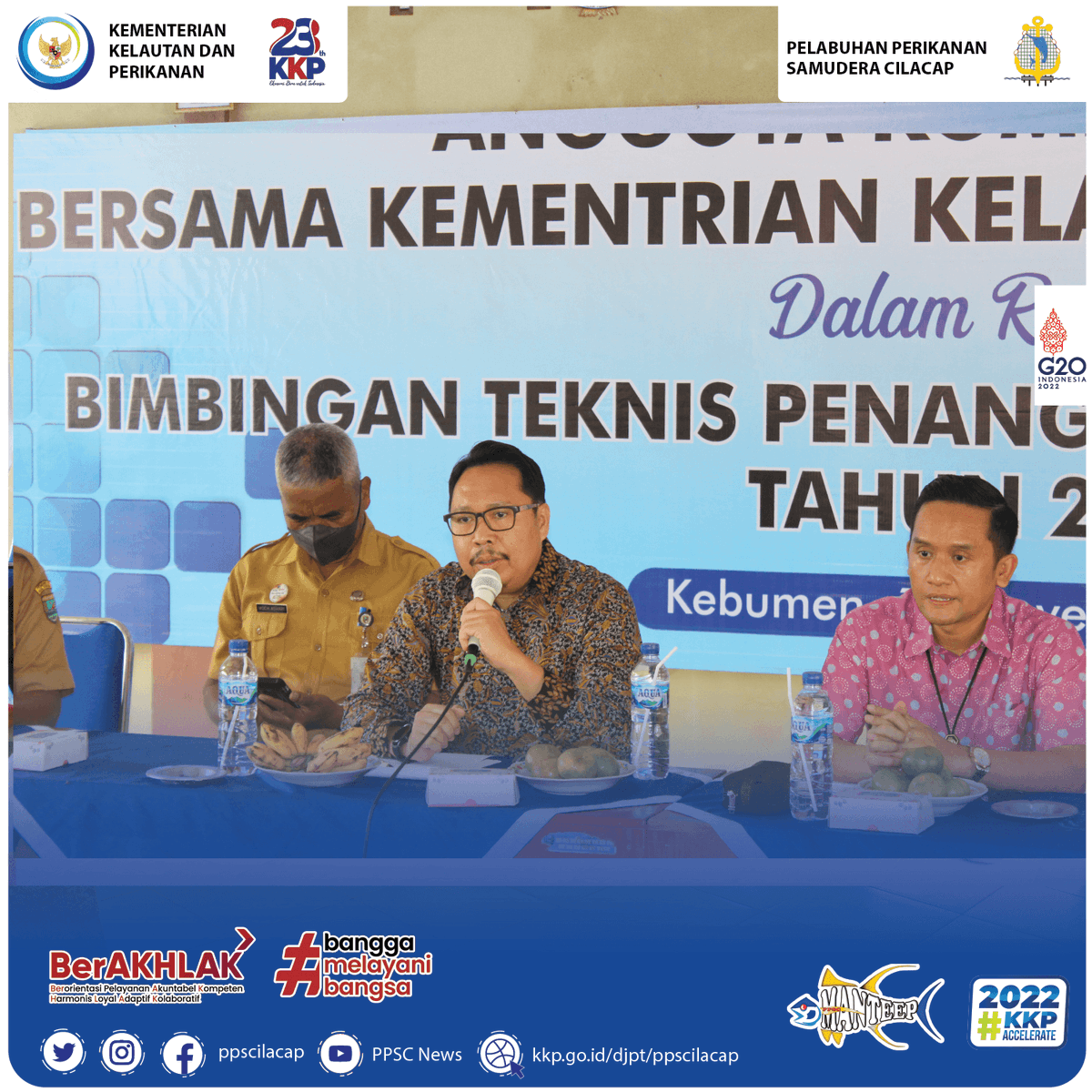 ppscilacap's tweet photo. KunKer Komisi IV DPR-RI bersama Kementerian Kelautan dan Perikanan RI dalam Bimbingan Teknis Penanganan Ikan Yang Baik di Kab.Kebumen Prov.Jawa Tengah (14/11/2022).
#banggajadinelayan #KKPAccelerate #ppscmanteep #CPIB #banggamelayanibangsa https://t.co/SO5zpSzhK0