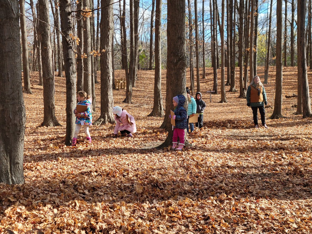 DK scientists in nature! Living things are connected! <a href="/LonePineSchool/">Lone Pine Elementary</a> <a href="/johnsonnatureMI/">Johnson Nature Center</a> <a href="/bhschools/">BHSchools</a> <a href="/MaryHillberry/">Mary Hillberry</a>