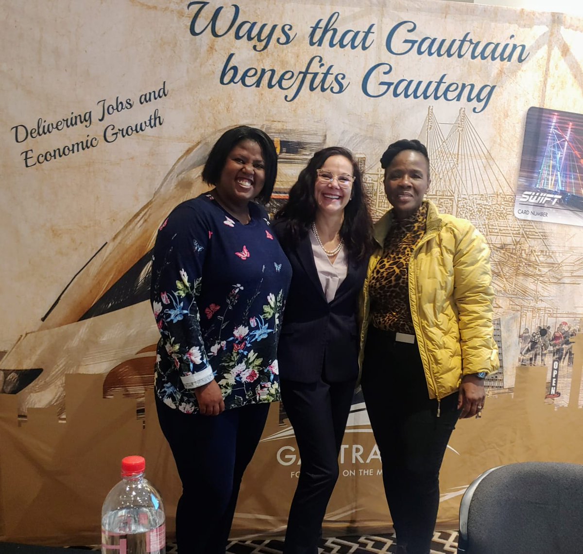 proethicssa's tweet photo. Dr Minnaar celebrating Fraud Awareness Week with a training initiative for the Gauteng Management Agency in Sandton. https://t.co/gVPatsQlB9