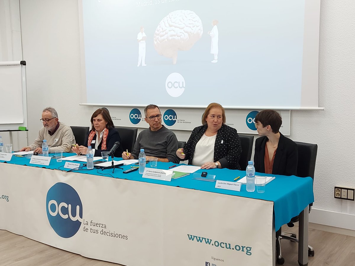 Farmaceuticos_'s tweet photo. .@MartaGalipienzo ha repasado la aportación de la farmacia comunitaria con ejemplos como la acción Advhierte dirigida a prevenir la falta de adherencia a pacientes en tratamiento para la depresión o ansiedad o la campaña de prevención del suicidio de  @COF_Navarra #SaludMental https://t.co/luXv6DyJ9p