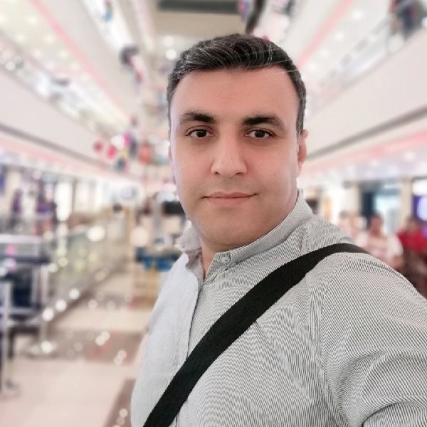 NarimanGharib's tweet photo. شرکت داده‌پردازان دوران (گروه دوران) و مدیرعاملش سال ۲۰۱۴ توسط ایالات متحده آمریکا بخاطر نقض حقوق بشر و کمک به سانسور اینترنتی تحریم شد. این شرکت یکی دیگر از بازوهای فیلترینگ در جمهوری اسلامی است. تصویر زیر هم ایمیل ارسال به عیسی بهادر است. 
#Douran #Iran https://t.co/9bkaYnHkh1
