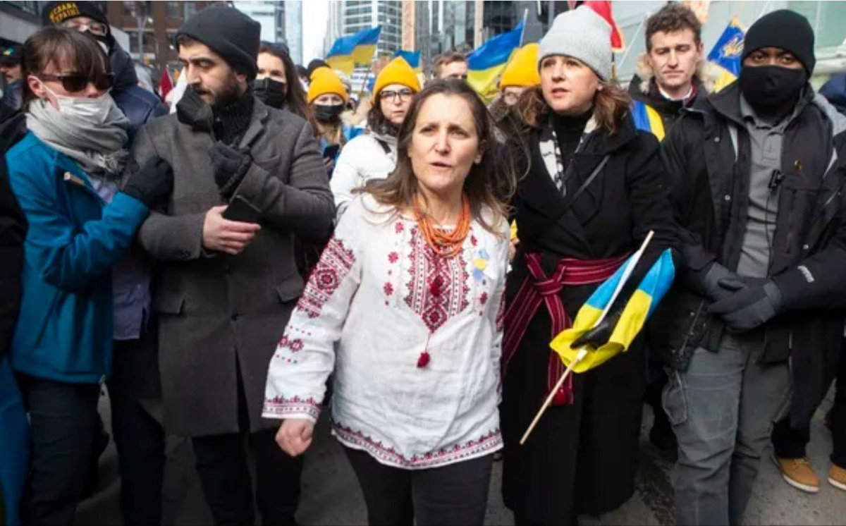 ChinasCanada's tweet photo. @father__bill @liberty_Surge @jmdominato_bird @CBCNews Why shouldn't people around the 🌏 embrace the swastika ?
NAZI'S are being sold as HERO'S by 🇺🇸🇪🇺🇨🇦 gov and media like @CTVNews displaying the NAZI IRON CROSS.
So if the swastika is used in #SupportOfUkraine it's acceptable but used it to protest gov overreach is not acceptable ? https://t.co/KXOHttxQzO