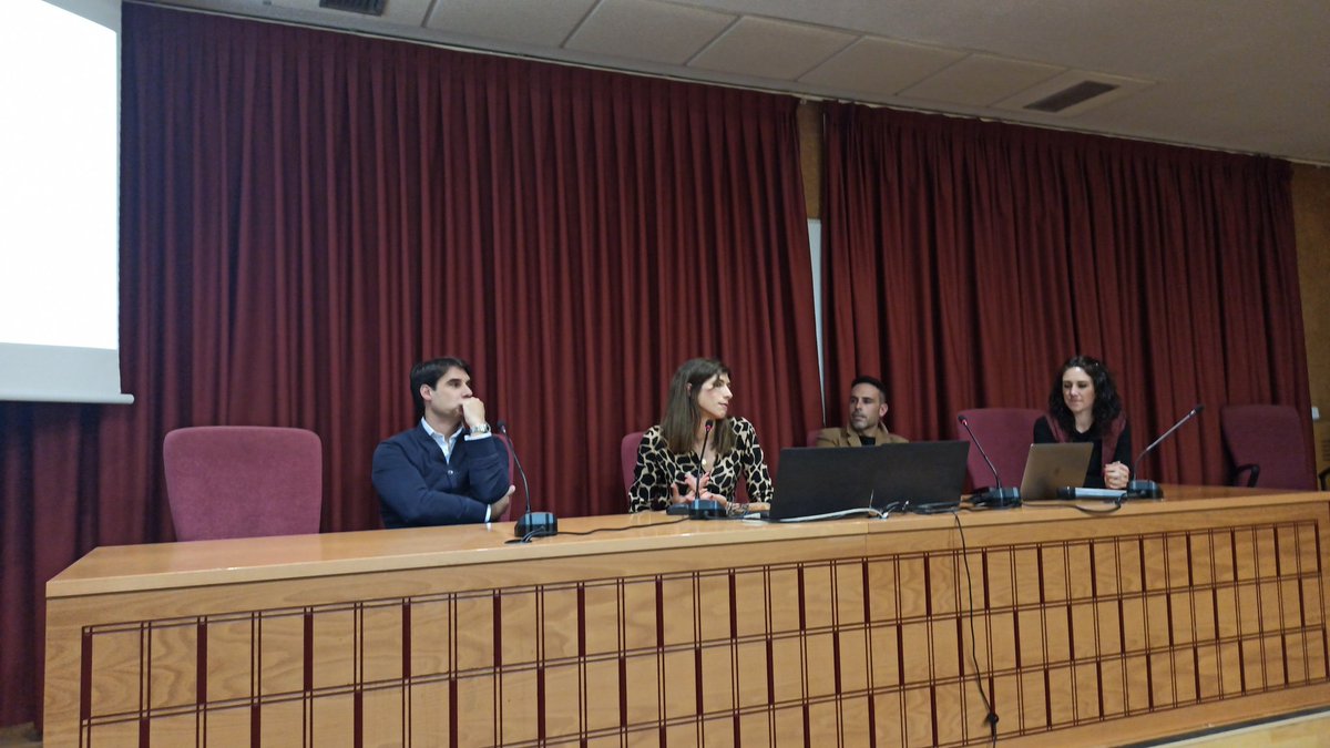 Gran mesa redonda sobre experiencias creativas del proyecto de innovación docente liderado por <a href="/nogares/">Noelia GarcíaEstévez</a>