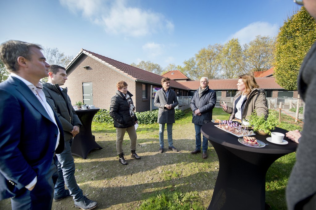 LLTB_Roermond's tweet photo. ‘We moeten ons realiseren dat we in Limburg niet de problemen kunnen oplossen die vanuit het buitenland de grens overkomen.'
https://t.co/RkX00mJuHd https://t.co/JfgnbmG14B