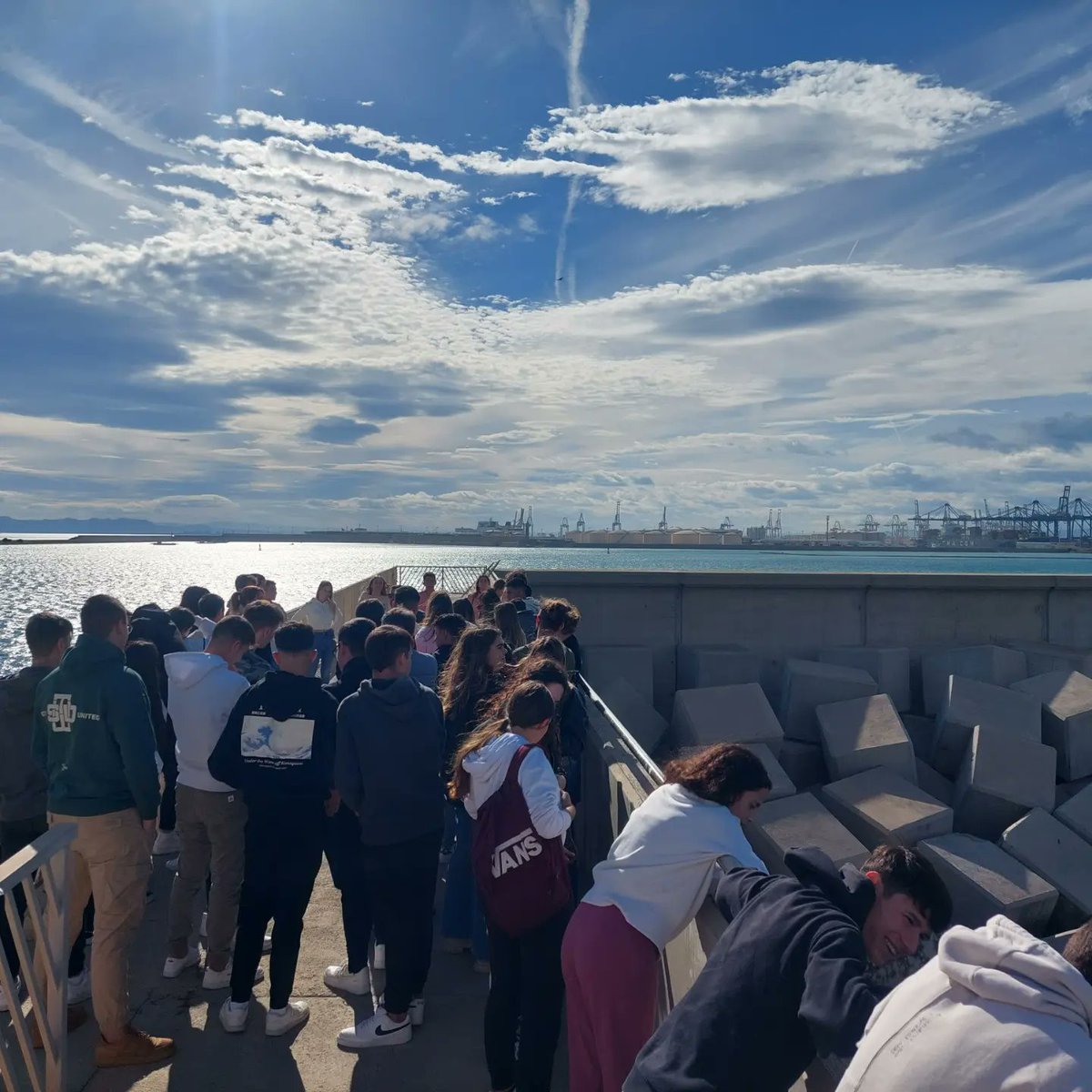 FPadmIbarsDénia tweet media