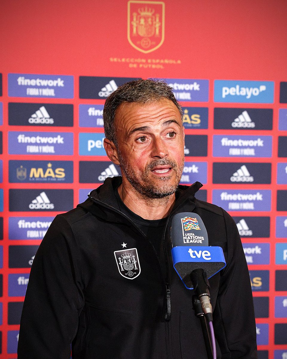 Proper Football tweet media