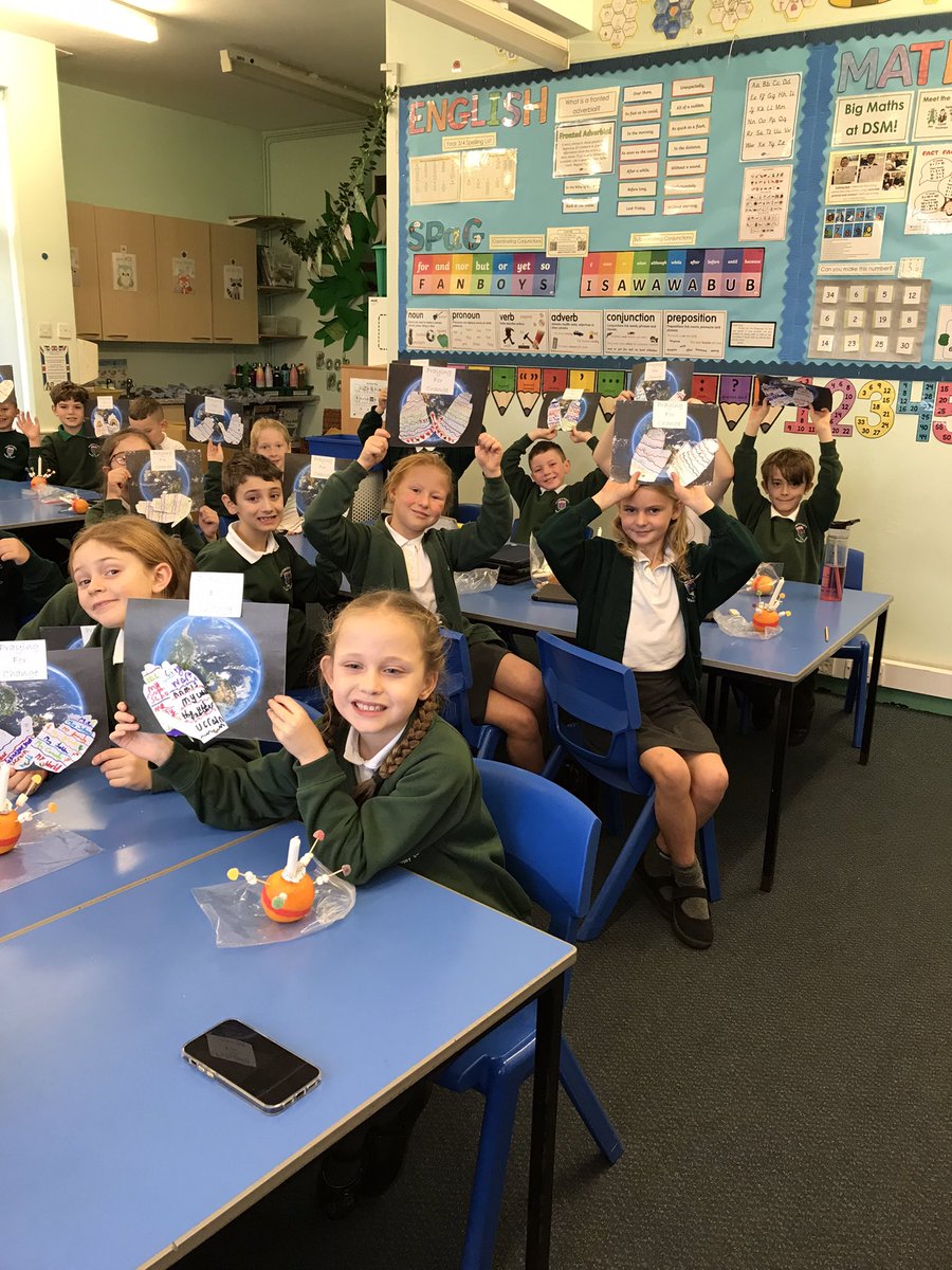 DsmJudd's tweet photo. Year 4 are praying for changes in the world @DaltonStMarys today. Did you know it is International Pray day? Ask us what we would like to change. #makingchanges #Christianvision #SayDoPray #Churchschool #prayerisimportant #prayforchange https://t.co/8uM5Xioxai