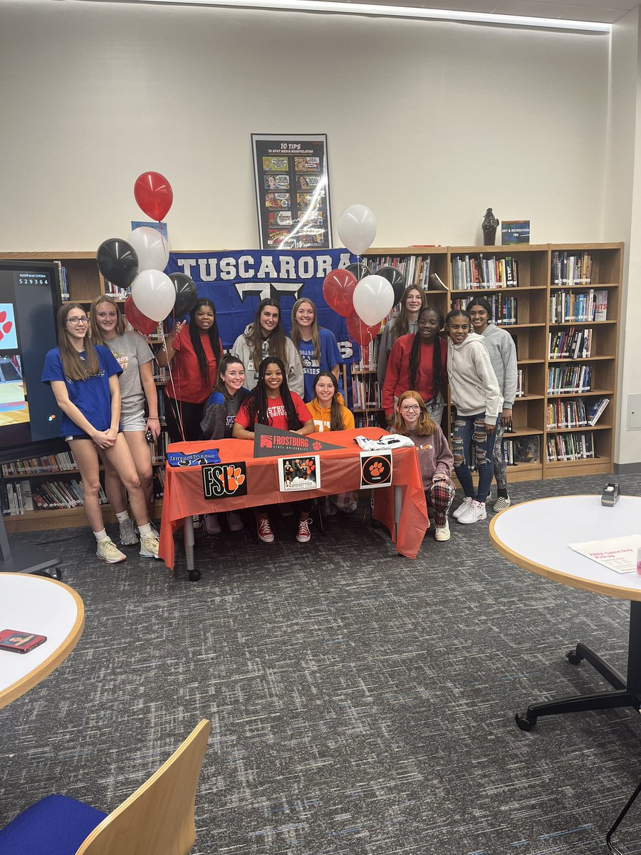 Big congrats to <a href="/_GraceMiddleton/">Grace Middleton</a> on her signing yesterday! Go be great!