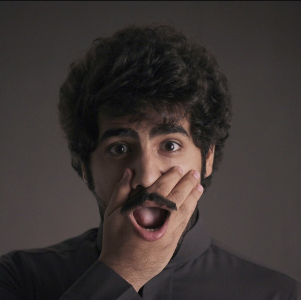 m0neb's tweet photo. @des_ask ياسااااااااتر 
أيام الجامعة كنت أطقطق تصوير وتصميم 
ودقيت صدري لحملة للتوعية بسرطان الفم 
لك ان تتخيل المجهود والوقت اللي بذلته عشان أسوي ٥ صور بهالطريقة 
وهذا خلصها في أقل من نص دقيقة 😅💔 https://t.co/EJRac2AtWV