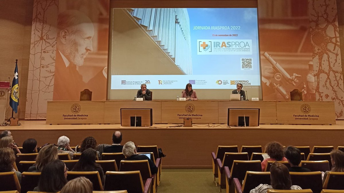 🗣️ Sira Repollés, en su inauguración, ha recordado que la resistencia a los antibióticos es uno de los principales problemas de #SaludPública del s. XXI. De ahí la importancia de impulsar estrategias como ésta y trabajar "para que todos los centros cuenten con un referente PROA".