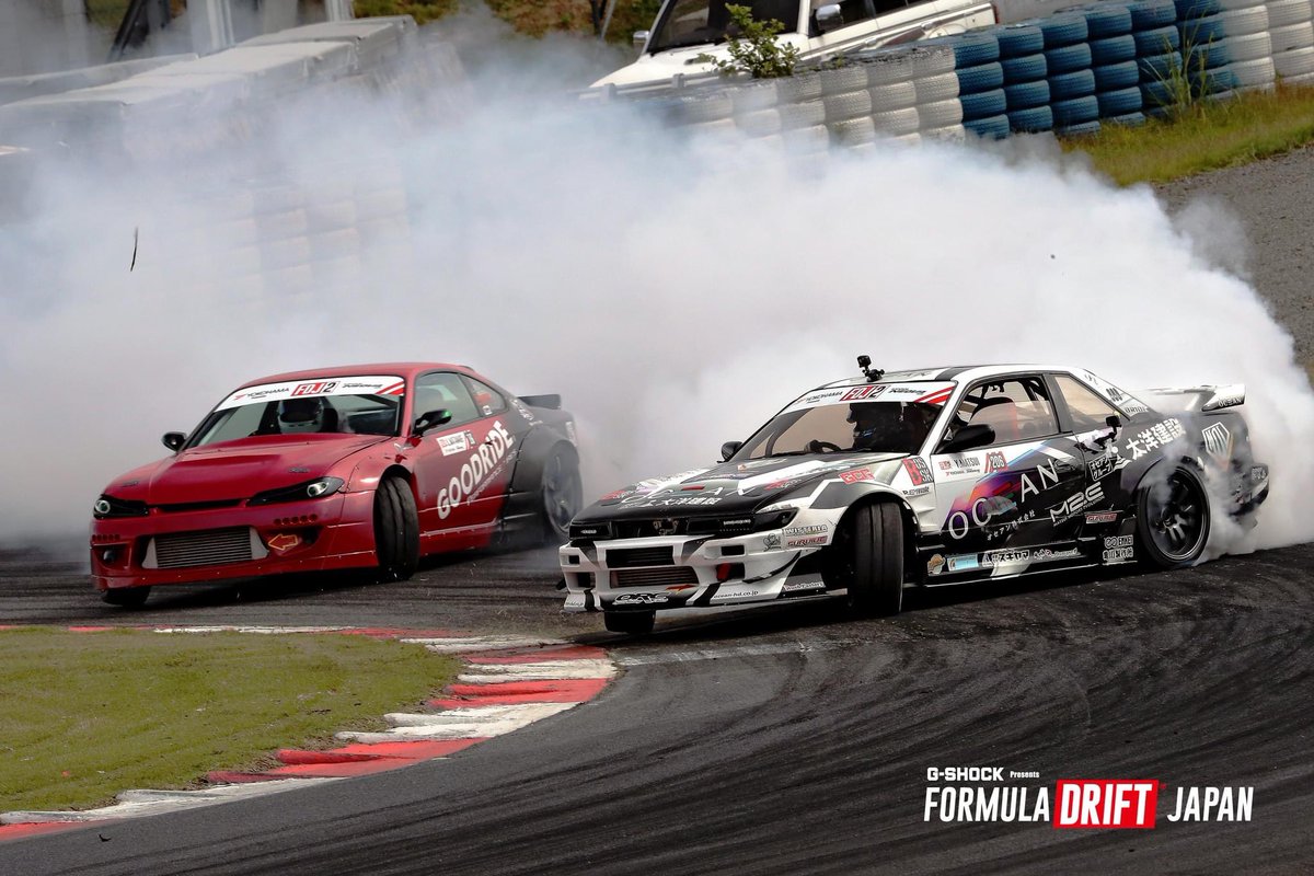 formuladjapan's tweet photo. 2022 #FDJ2 Rd.5
#FDJ2OKU #岡山国際サーキット

Semi Final
Yukio Matsui vs Kohta Watanabe
松井有紀夫 選手 vs 渡辺浩太 選手

#FormulaDriftJapan #FormulaDrift #FormulaD #FD #FDJ #FDJapan  #Yokohama #Advan #Neova #ネオバ #AD09 #横浜ゴム https://t.co/cPTRBXtl1r