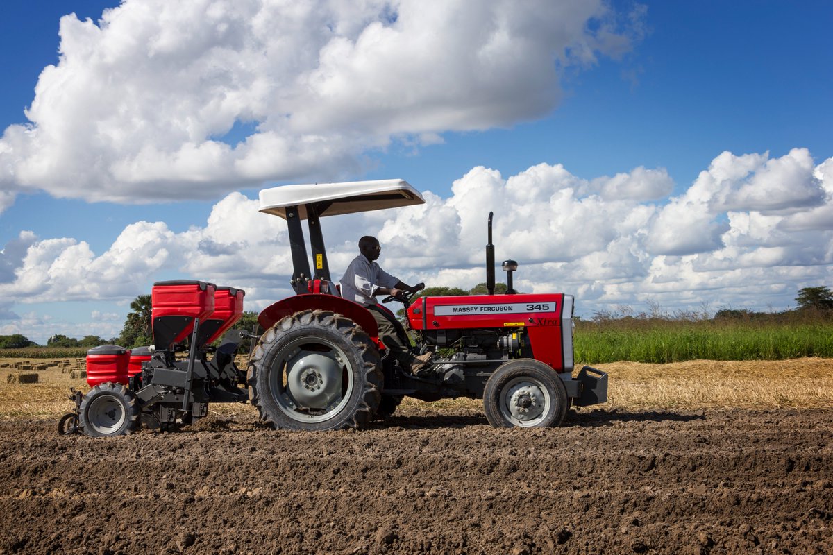 _futurefarm's tweet photo. How does your Arable cropping look like this season? what crops are you planting? The rains are here and its time to put the seed in the ground. Ensure that you give priority planting to the long period growing crops.

#fftuesdaytips #agricultureandfarming https://t.co/HdAahXvQgF