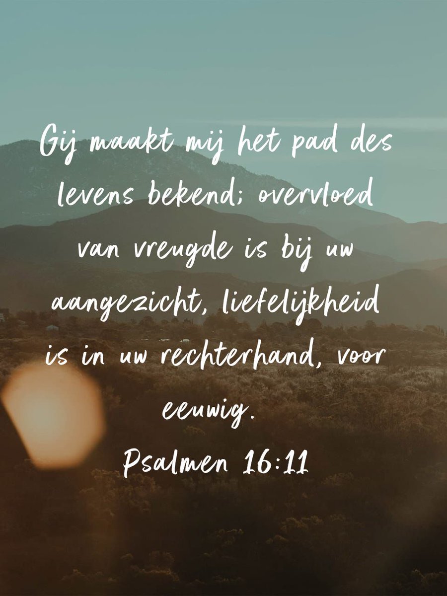 Huismus08's tweet photo. 20 jr geleden was dit onze trouwtekst: 
Gij maakt mij het pad des levens bekend; overvloed van vreugde is bij uw aangezicht, liefelijkheid is in uw rechterhand, voor eeuwig.
Psalmen 16:11 NBG51

https://t.co/G67o2Y7z6Q
@tj_boonstra op naar de volgende 20😘 https://t.co/akRk6xHSfz