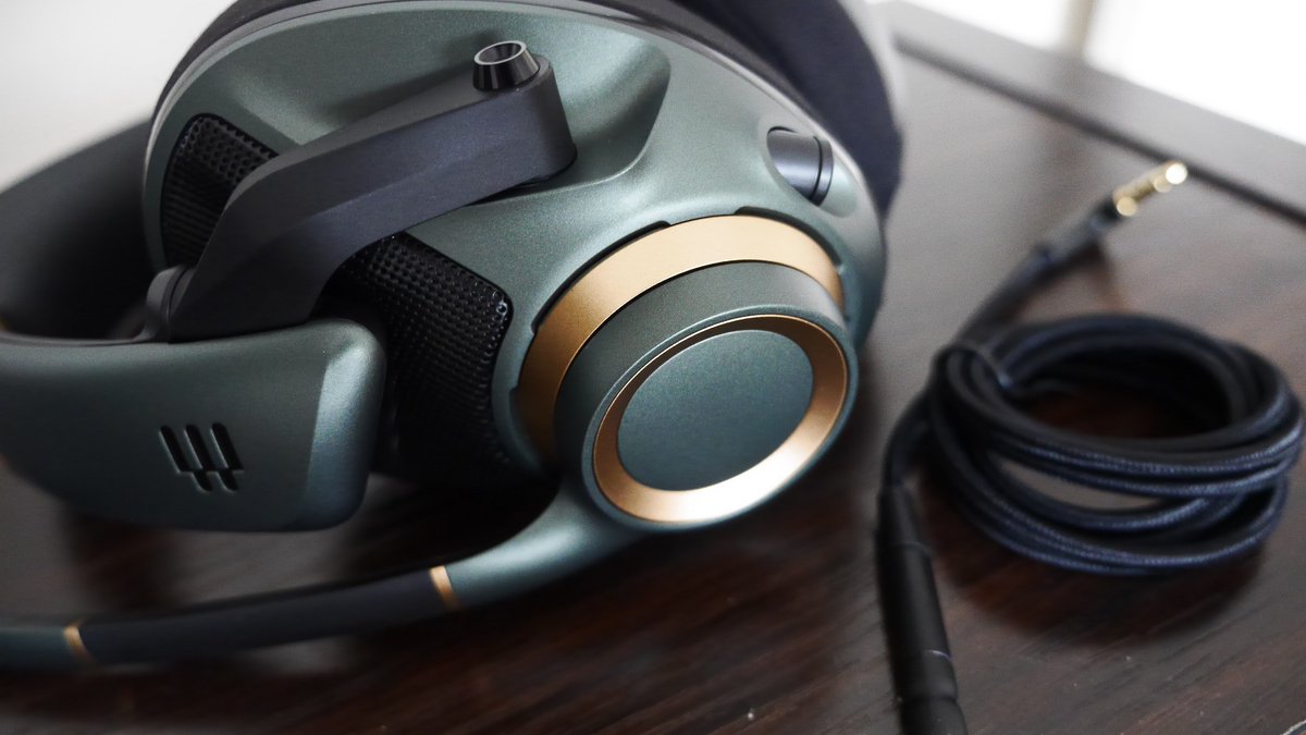 lomadia's tweet photo. The award-winning @eposaudiogaming #H6PRO Open Acoustic Headset - is available in Racing Green for ONLY £139 at @verynetwork!

- crisp, clean audio
- removable mic
- perfect for podcasts
- ergonomic design

Grab yours at: https://t.co/amxPAUUfQZ

#ThePowerOfAudio #EPOSgaming #AD https://t.co/oMpkJxerd4