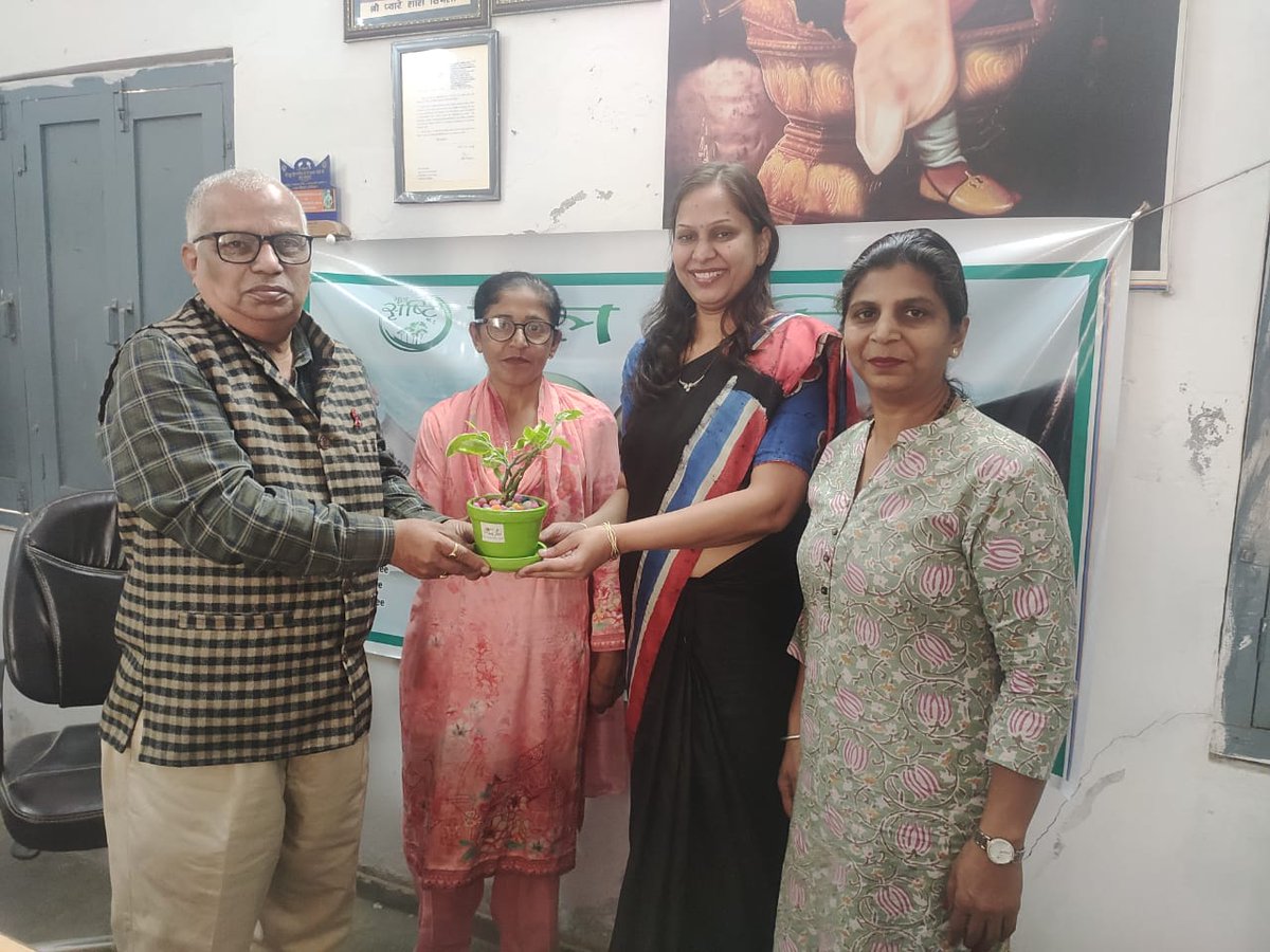 MSrishtee's tweet photo. "CONNECTING #enviroment TO #employment" 

Organized  Workshop on #PolycysticOvarianSyndrome (PCOS) &amp; #SkillDevelopment with Dr.Monika and the #women team there.
Contact us at- 8618059929
https://t.co/7h5OX4Py8e 
#health #hygiene #womenhealth #skill #skilldevelopment #moolsrishtee https://t.co/5GvBuEvqpq