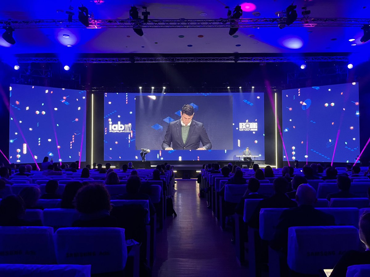 MineoSabrina's tweet photo. Ready, set, go! Eccoci allo Iab Forum 2022, che i giochi abbiano inizio. #IABForum2022 #Decodingchange #milanodigitalweek https://t.co/bIfzbcSGr4