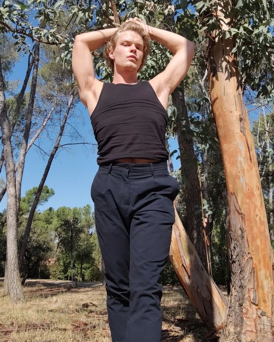 CallMePriapus's tweet image. Para não dizerem que eu só posto putaria