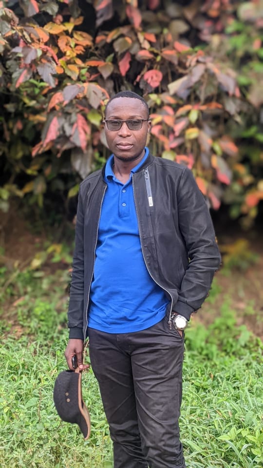 KayembePascal's tweet photo. Souhaitons un joyeux anniversaire à Dr Jérémie Konkwa notre responsable des cliniques mobiles chez ABES Asbl que du bonheur https://t.co/lAQwrCZq8R