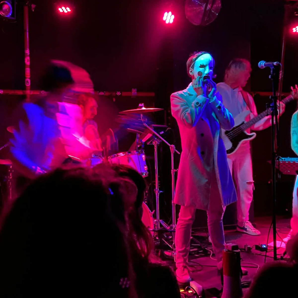 Mauvais Sang tweet media