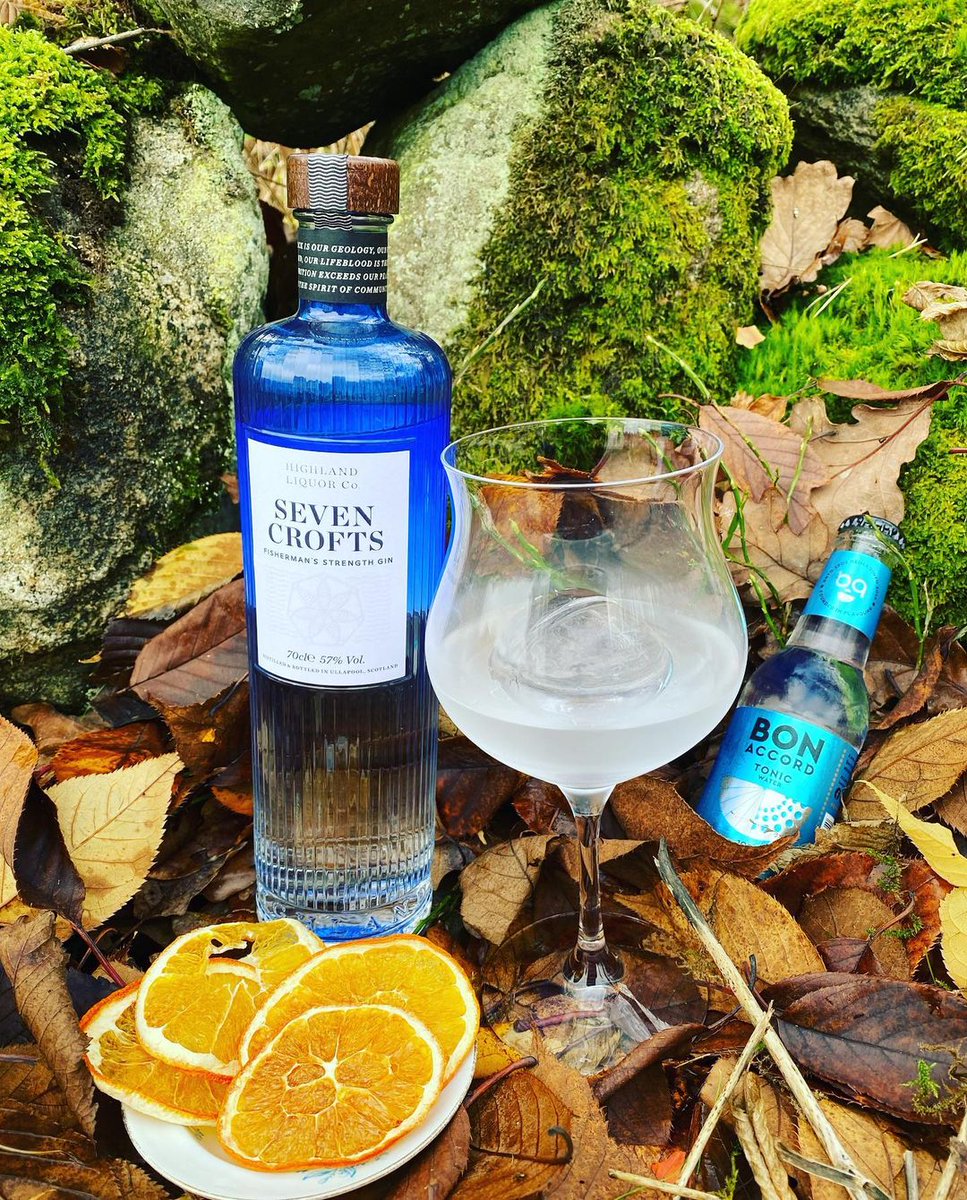 Courtesy of Stefan in Sweden, a delectable accompaniment to an outdoor ramble. 😙👌