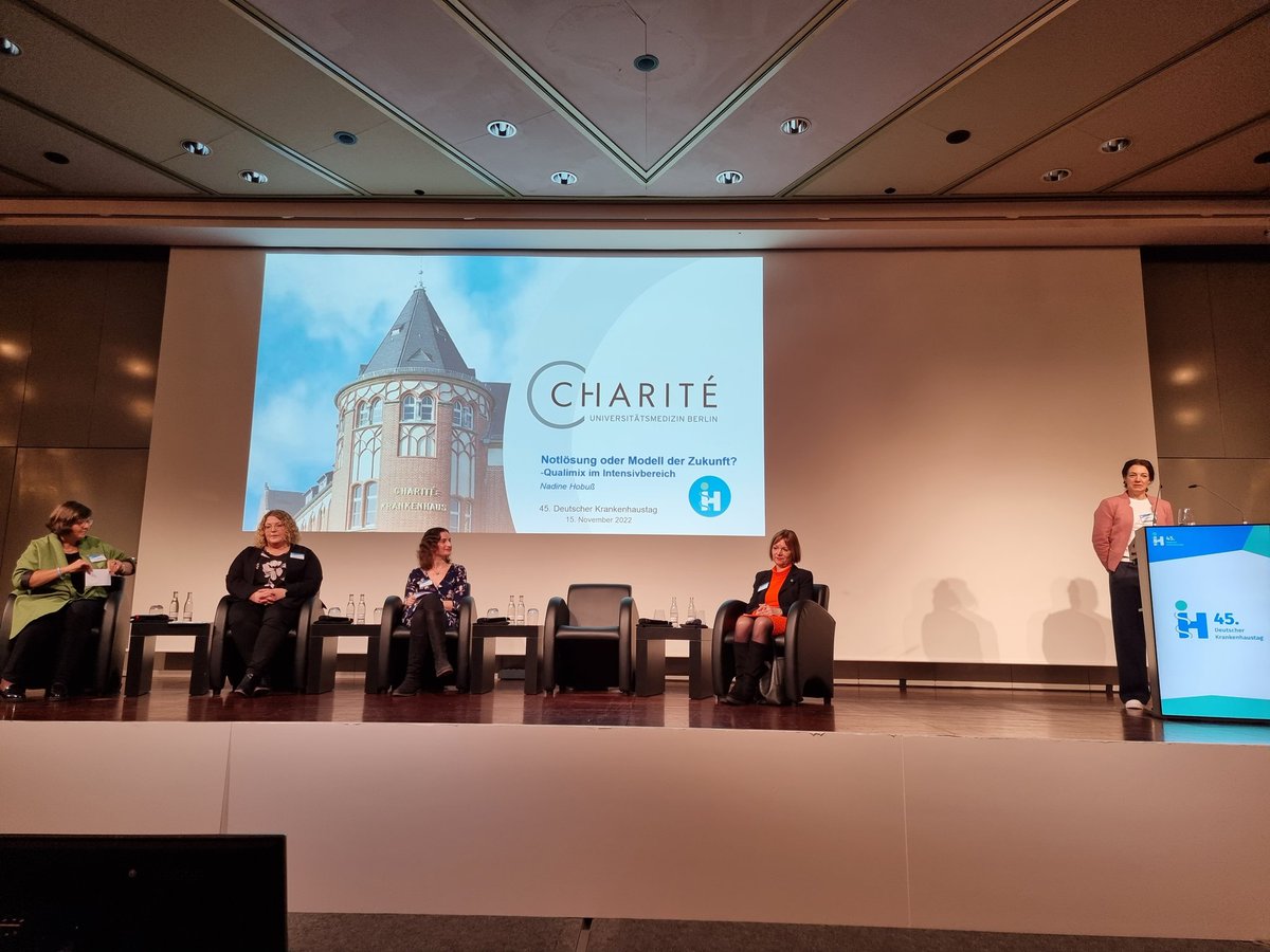 Coconbra's tweet photo. Jetzt folgt ein Vortrag von @NaHobuss zum #Qualimix auf der #Intensivstation der #charite
#Pflege #nurse #nursing #proudtobeanurse #APN #wissen #wissenschaft #Intensivpflege #dkht22 #krankenhaus #Management #healthcare https://t.co/ZrIHQNn6K6