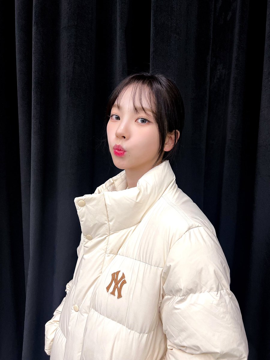 karinaspics's tweet photo. aespa instagram update https://t.co/abyw2R3P58