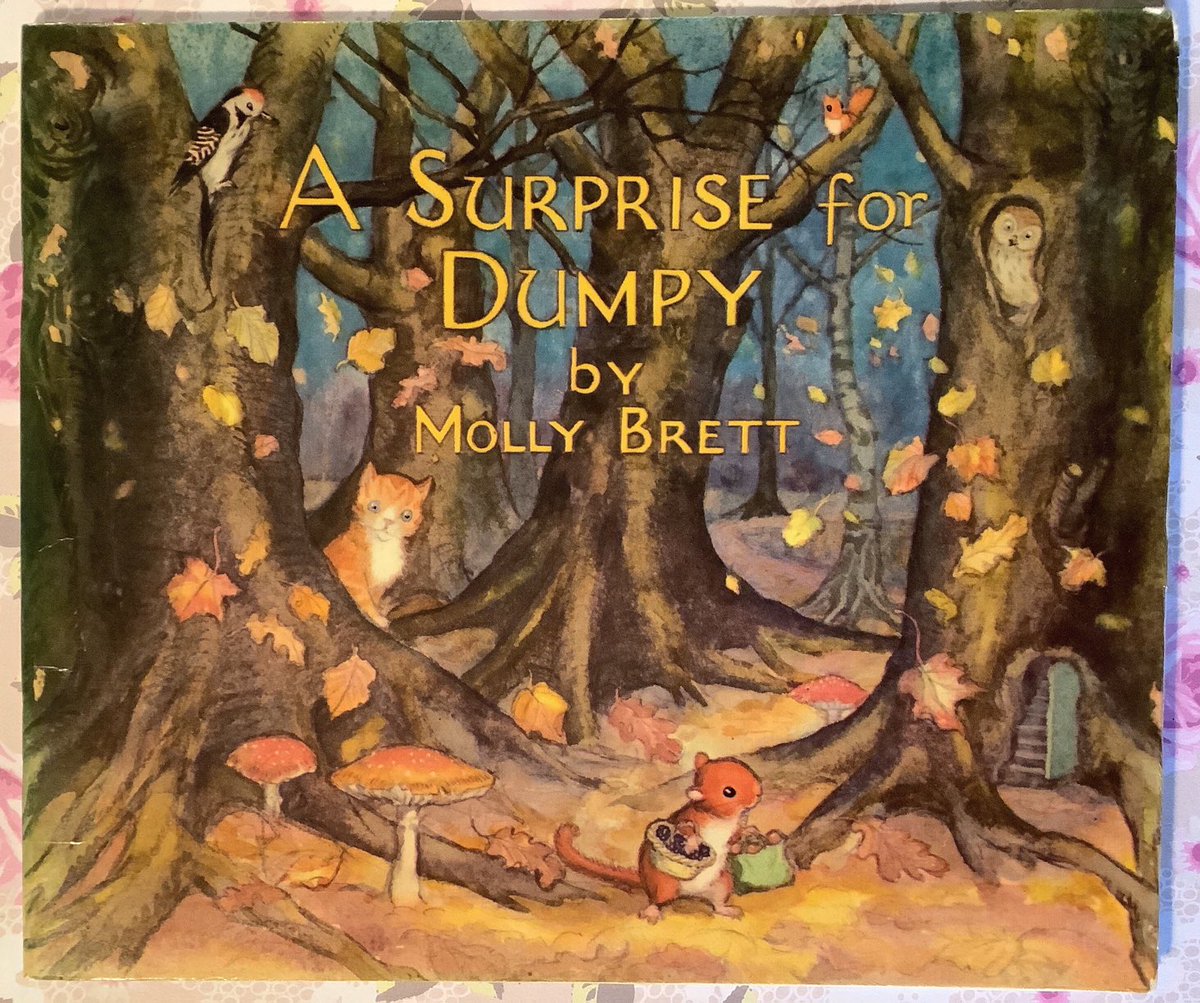 WatsonsVintage's tweet photo. A Fun #BookGift in my #etsyshop RARE #Vintage #1964 'A Surprise for Dumpy' by Molly Brett - Softback Book – The Medici Society Ltd -Collectable Book -Nostalgic Birthday Gift https://t.co/a5VMxk8oPA #ChildrensBook #MollyBrett #ASurpriseForDumpy #VintageGift #PictureBook #RareGift https://t.co/wGdSaYca6I