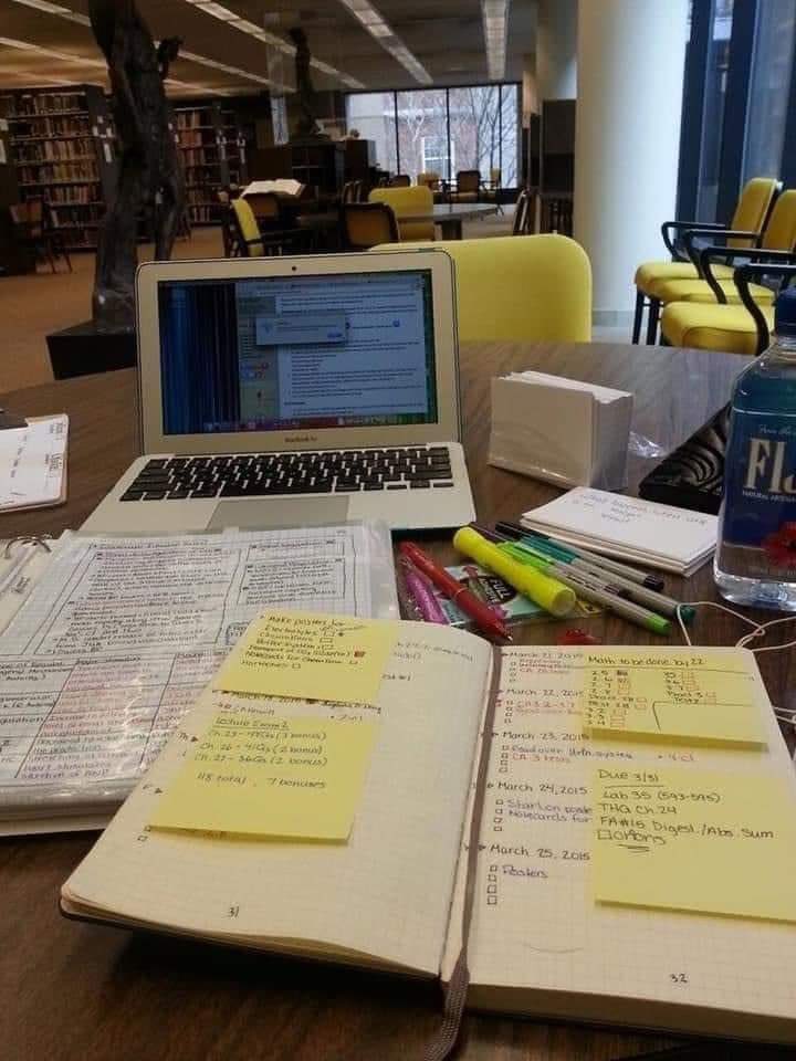 🛑 وداعًا للترجمة الحرفيه👍
لماذا تترجم جمل طويلة على جوجل، الترجمة تكون ترجمة حرفية٫ يعني يترجم كلمة كلمة !!

- هذه مجموعة من مواقع الترجمة تغنيكم عن إستخدام موقع جوجل للترجمة...