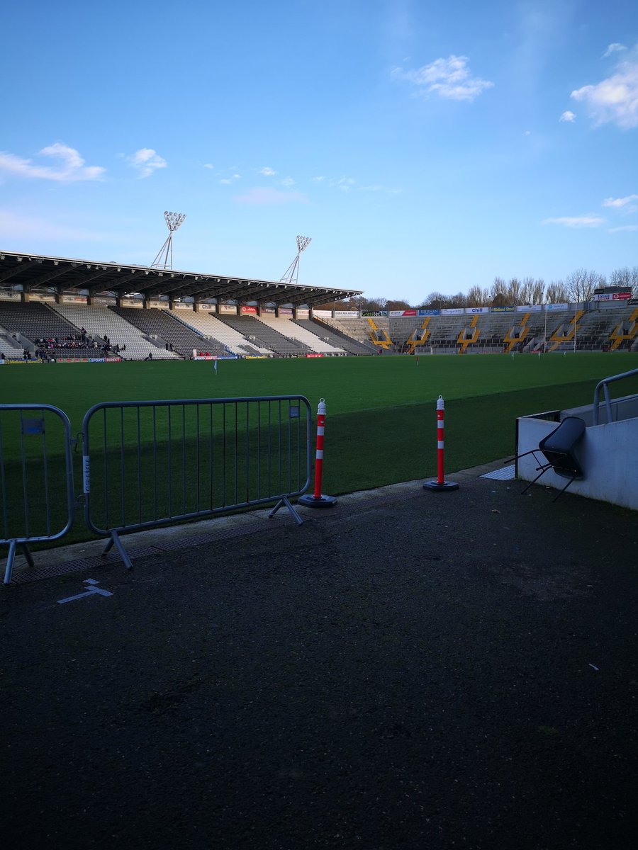 Excitement building for our girls #sciathnascol
#allianz