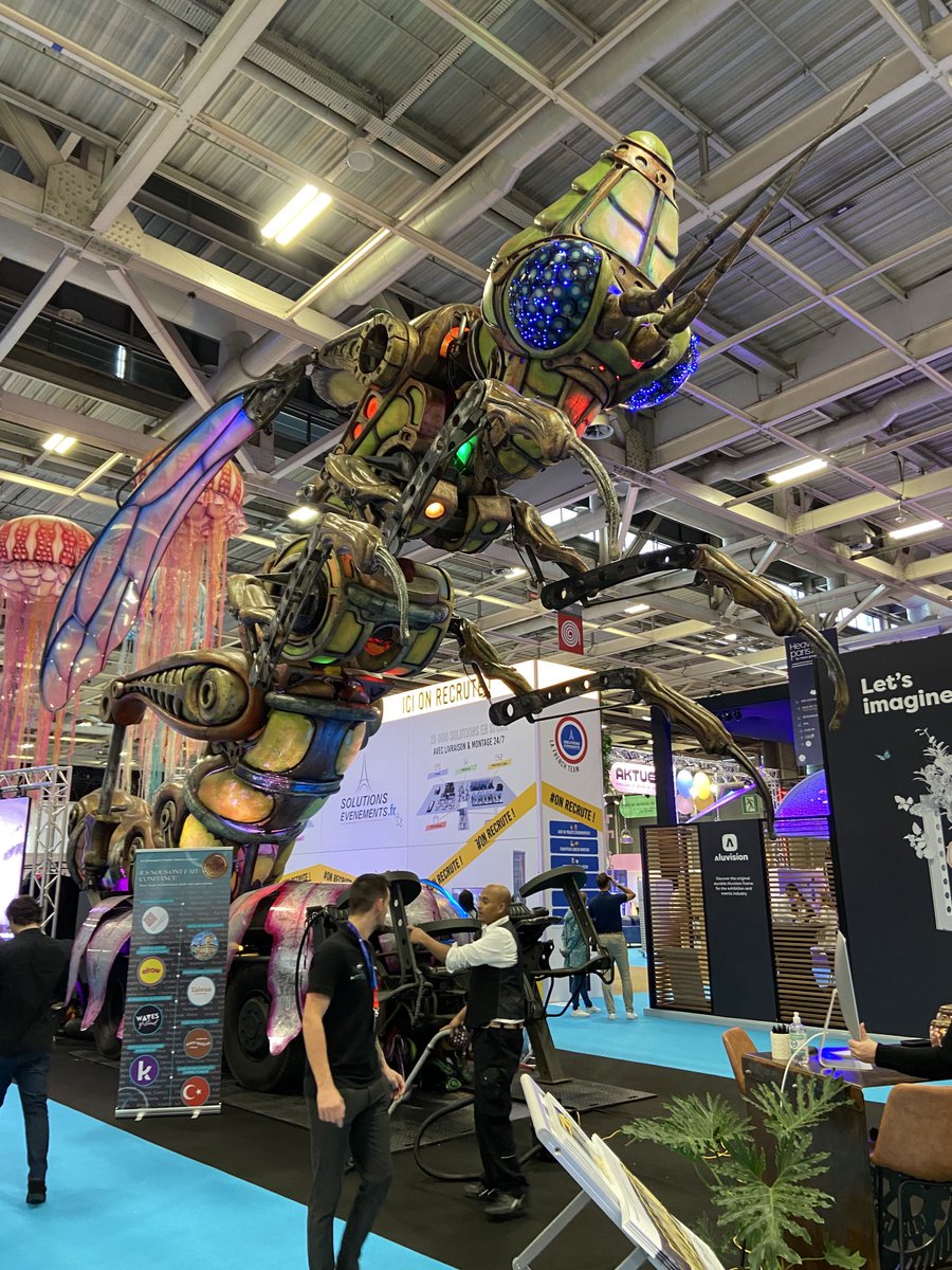 Dans les yeux du secteur!
⁦<a href="/heaventparis/">Heavent Paris</a>⁩.. c’est parti!