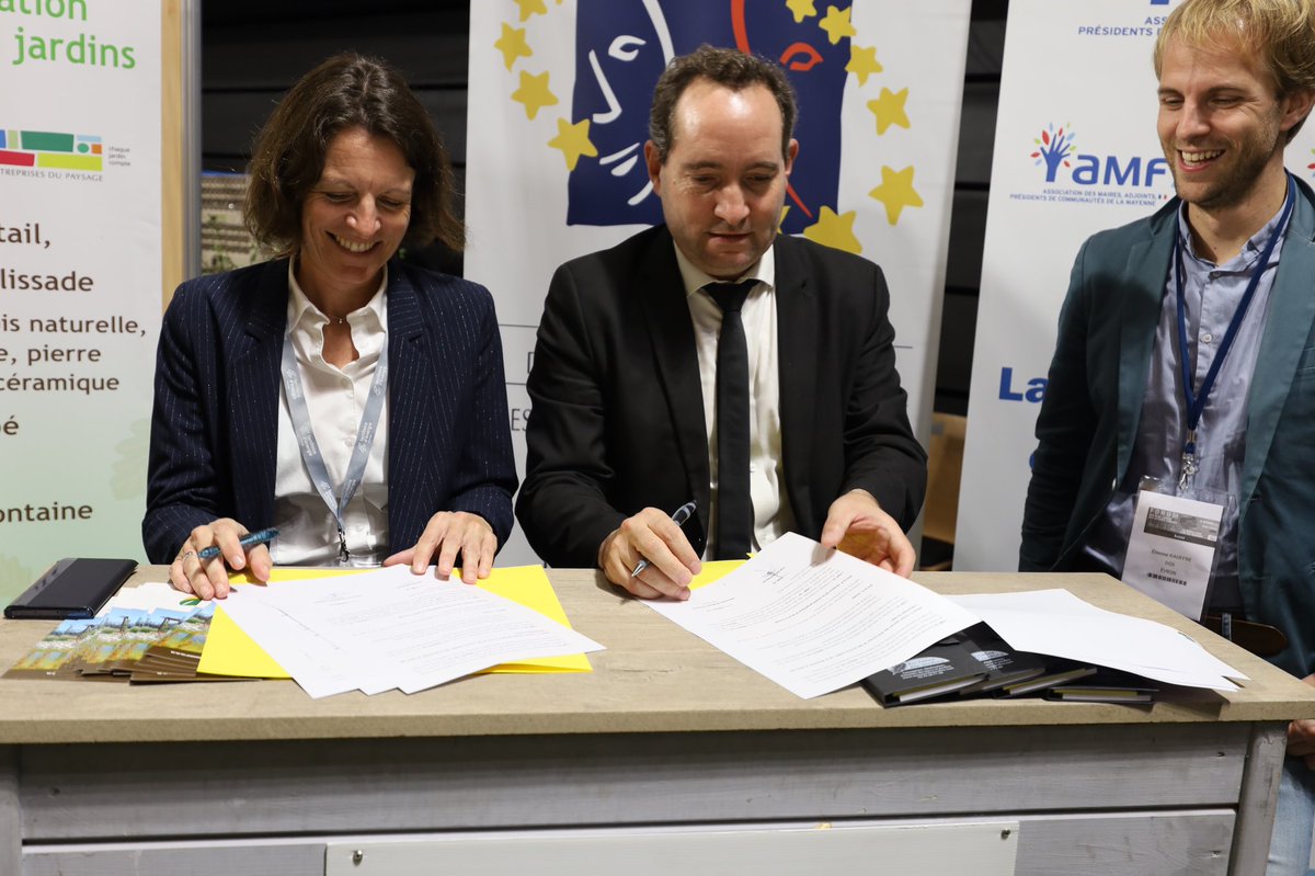 👉 Matinale organisée ce matin à #Louverné par le @sndgct de la #Mayenne ➡️ Dans le cadre du partenariat signé le 15/10 avec l’<a href="/AMF_53/">AMF 53</a> , intervention de <a href="/_CapHornier_/">CapHornier</a> sur les ressources fiscales et financières du bloc communal #PLF2023 <a href="/l_amf/">AMF | Association des maires de France</a> <a href="/PresidentAmf/">Président de L’AMF</a> #CollTerr <a href="/SndgctPDL/">SNDGCT Pays de la Loire</a>