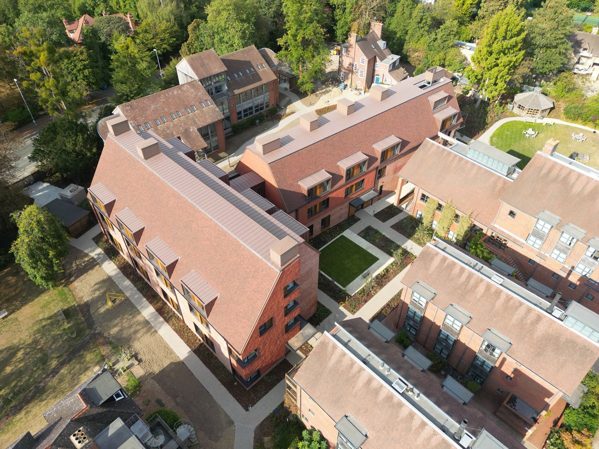 The accommodation for <a href="/LucyCavColl/">Lucy Cavendish College</a> features sustainable elements in addition to Passivhaus certification and low energy consumption. These include water use, daylighting, enhanced acoustics, and ventilation to provide comfortable spaces to live and study. ow.ly/XCU950LiPpQ