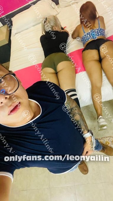 Una chica me pidi&oacute; ayuda y un fan&aacute;tico de OF vivio la experiencia... 😈😎 pr&oacute;ximos d&iacute;as en nuestro OF.  https://t<a href="/tag/onlyfanslatinas"class="tags"><span>#onlyfanslatinas</span></a><a href="/tag/mamadamemorable"class="tags"><span>#mamadamemorable</span></a>