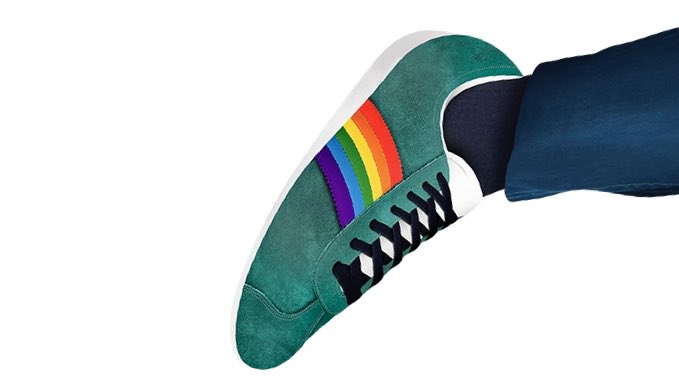 MikeMinay's tweet photo. This is the aeroplane that is flying England out to Qatar. Look closely.

FA say they did not ask specifically for the plane but are more than happy to fly in it. 

Virgin: “We believe that everyone can take on the world. Rain Bow proudly displays our LGBTQ+ flying icon”

🏳️‍🌈🏳️‍🌈 https://t.co/WnJyLAqsNE