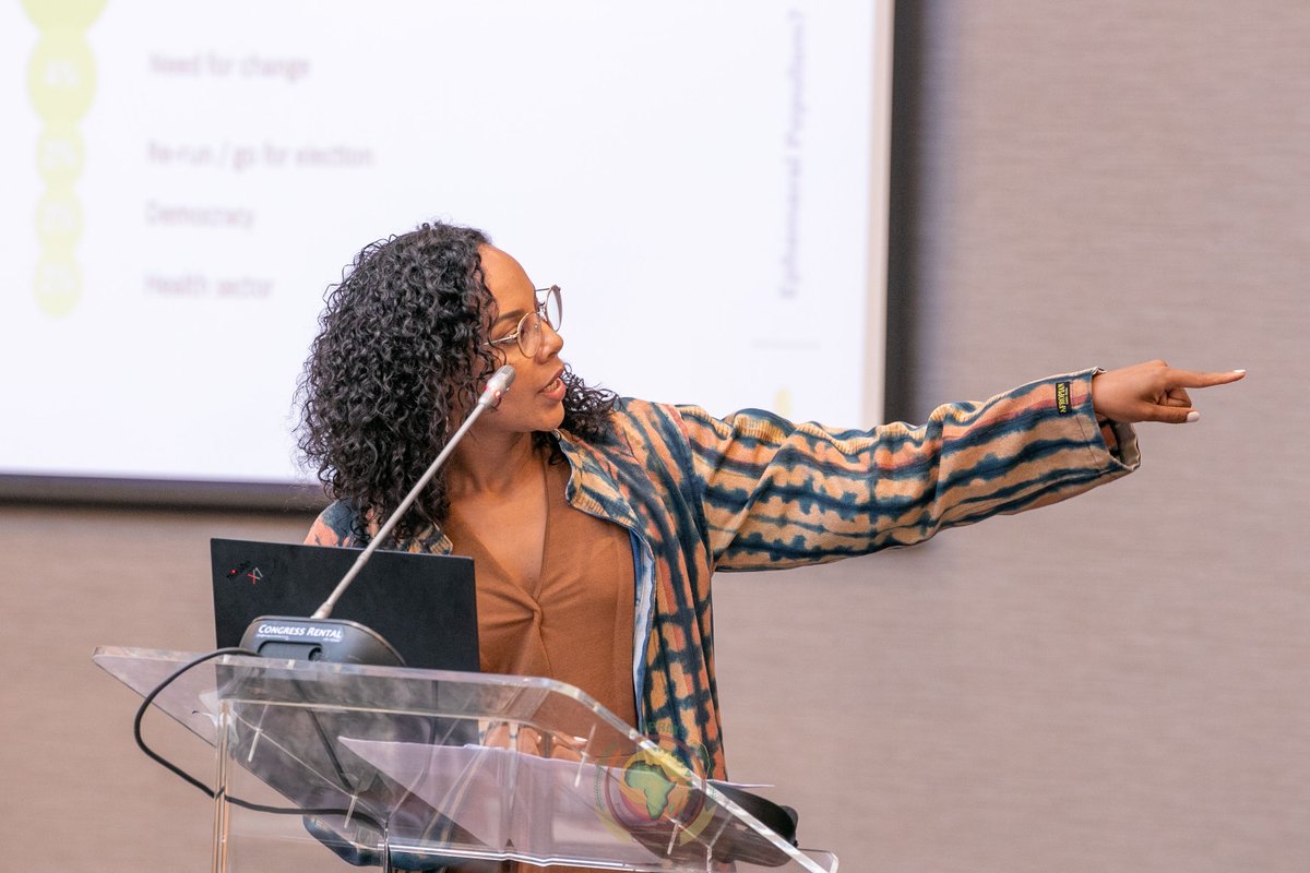 APRMorg's tweet photo. @UNDPAfrica, Ms. @_FatmaAhmed presenting on the State of Transitions in Africa: recent lessons learned and way forward for supporting inclusive transitions at the ongoing #APRMPSC joint retreat. https://t.co/cdZK6p2C10