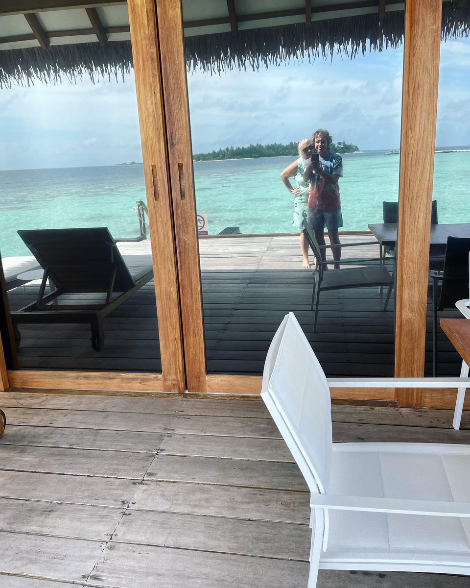 Pete Trewavas tweet media