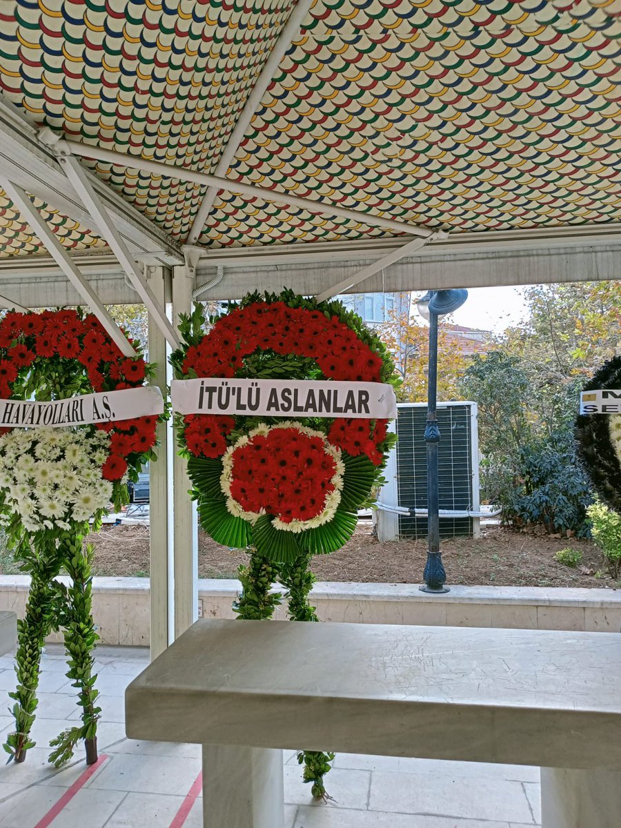 Değerli mezunumuz <a href="/evrimsaltoglu/">Evrim</a> nun kıymetli babası Taner Amca’mız hakkın rahmetine kavuşmuştur. Merhuma Allah’tan rahmet, yakınlarına başsağlığı ve sabırlar dileriz.