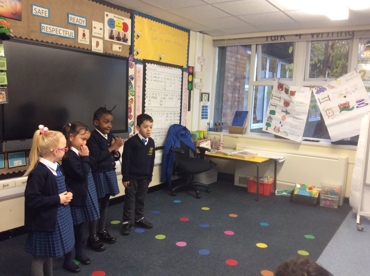 RecordBSTM's tweet photo. #stmtalk4writing Drama time in Year 1. In our groups we performed โPeace at last to our classโ. Fantastic acting by everyone. Well done Record Breakers. ๐๐๐ https://t.co/ovBtwdUhvG