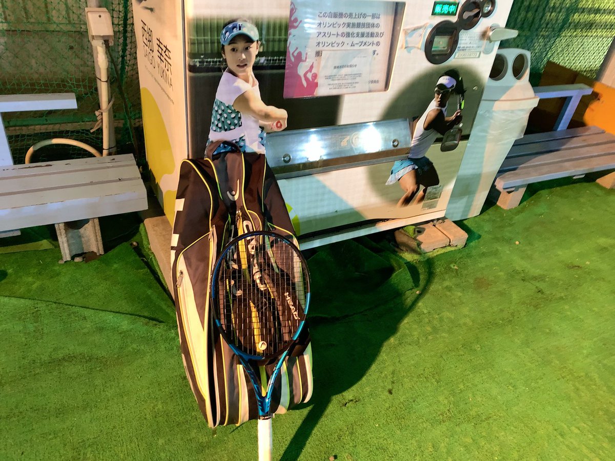 kameyasu's tweet photo. こんばんはー

今日はテニススクールダイエットの日🎾

先週土曜日は、富士山を観ながらの
ゴルフ打ちっぱなしとテニスをしたから、
こんだけ動いてれば、痩せるかな？笑

#ダイエット
#ゴルフダイエット
#打ちっぱなし
#テニス
#テニススクール
#テニスダイエット
#富士山見ながら https://t.co/M3nmIlsZ8e