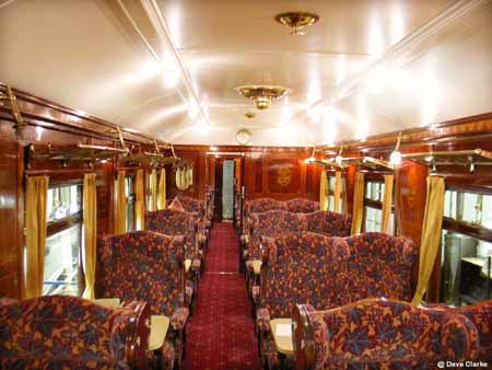 PULLMANLINER's tweet photo. @551_confucius @kamawanuan Judging by the fancy design of the chair Dr Poirot is sitting on, the carriage in this scene is a Pullman, not Mk1. 

https://t.co/TiMVOvehCw https://t.co/dcXYF8kB6b