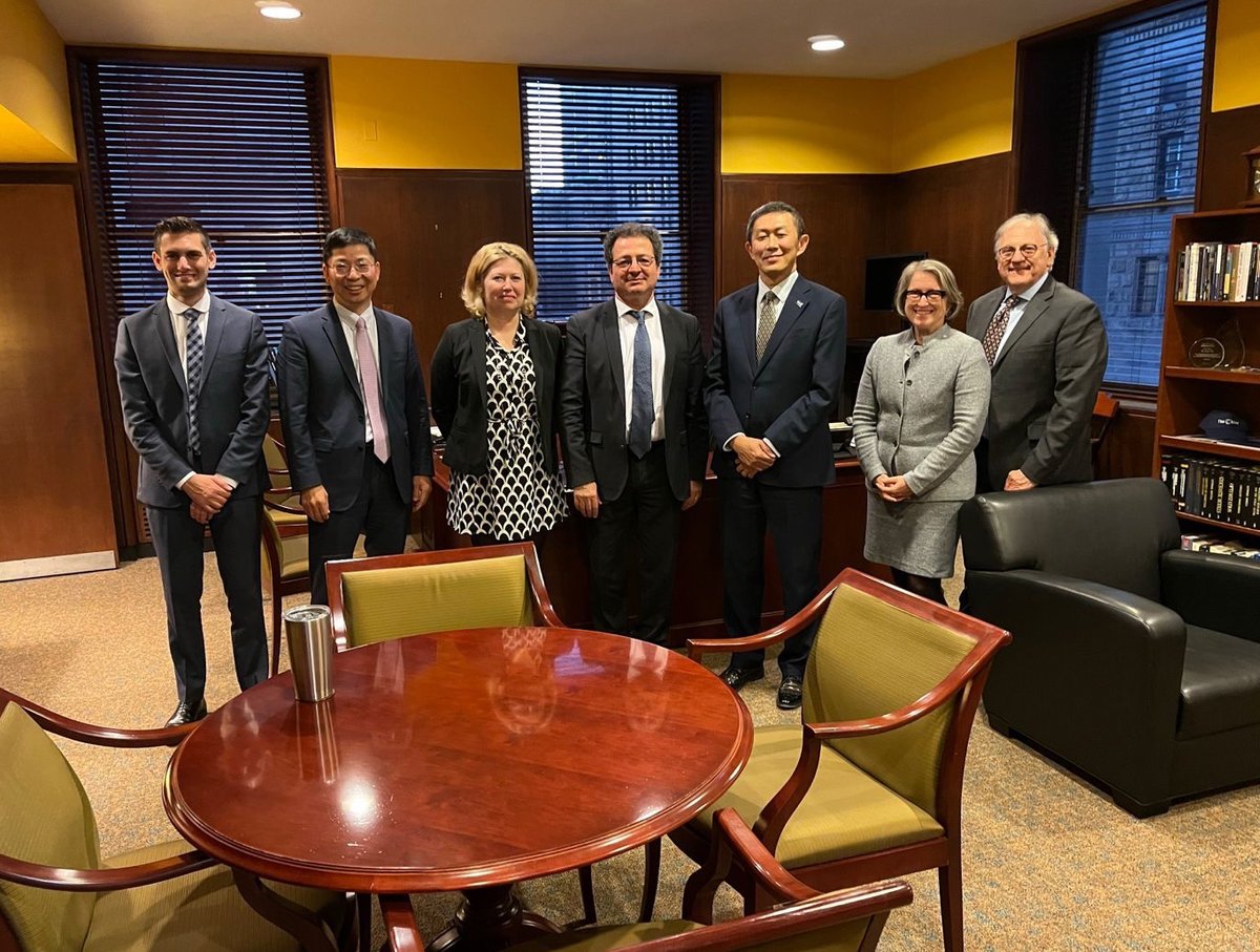AI_Dauphine's tweet photo. Du 7 au 11 septembre dernier, une #délégation de l’ @Paris_Dauphine étaient à #NewYork.
@BaruchCollege @nyuniversity @NYUStern
@LyceeFrancaisNY @DauphineAlumni @FondDauphine 
#Chapter #alumni #fondationdauphine #NewSchool #PaceUniversity #partenariats #lycéefrançais https://t.co/Ysmlxv6DqN