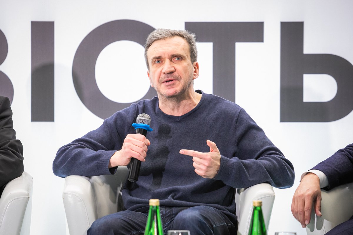 GLOBSEC's tweet photo. GLOBSEC's Distinguished Fellow @PavloSheremeta spoke at the Re:Open Zakarpattia 2022 Forum about the post-war #reconstruction of #Ukraine and the role of western regions of the country in the process.

ℹ️ https://t.co/Lmu2s8tGzk https://t.co/xQ9VdrDDOF