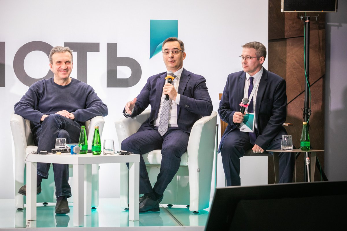 GLOBSEC's tweet photo. GLOBSEC's Distinguished Fellow @PavloSheremeta spoke at the Re:Open Zakarpattia 2022 Forum about the post-war #reconstruction of #Ukraine and the role of western regions of the country in the process.

ℹ️ https://t.co/Lmu2s8tGzk https://t.co/xQ9VdrDDOF