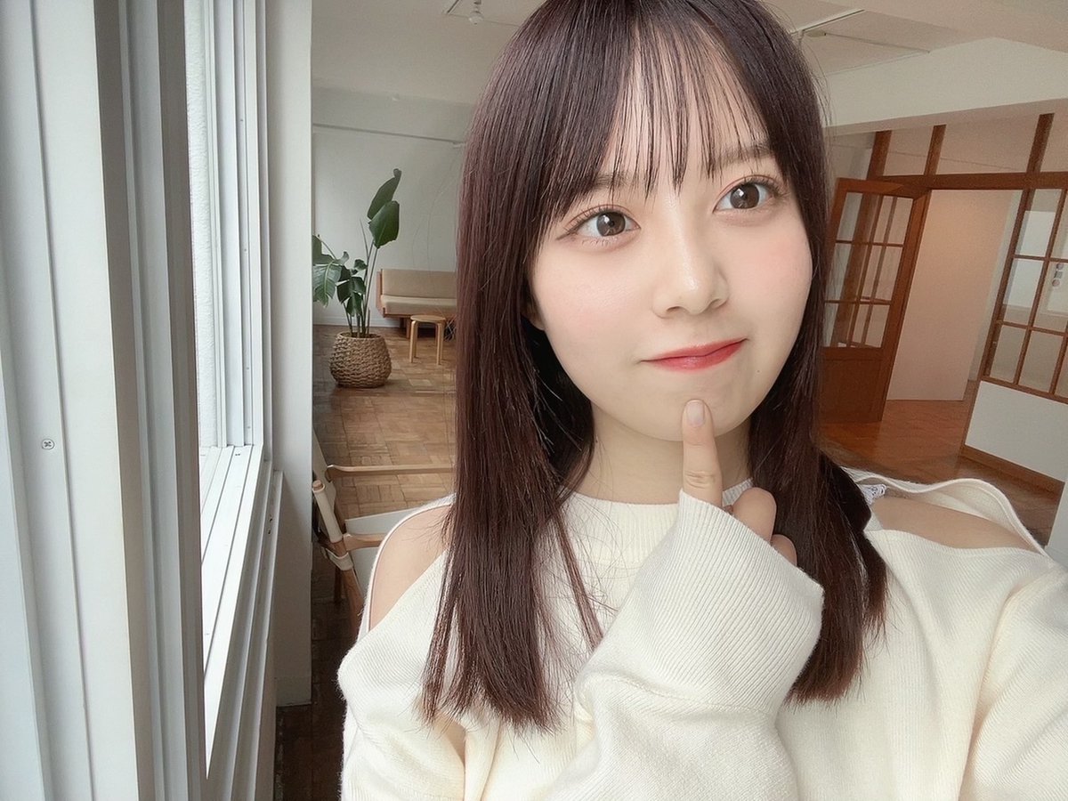 佐藤璃果　SC hqdefault.jpg
